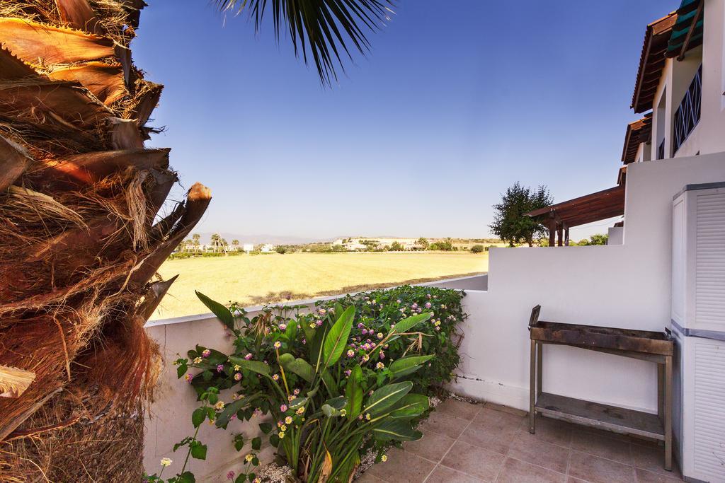 G&E Beach Apartments Polis Esterno foto